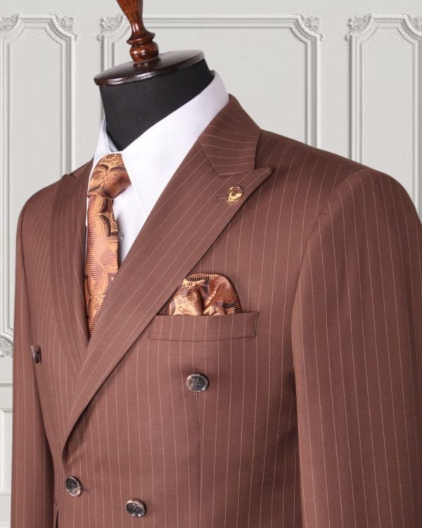 Classic Double-breasted Suit - Image 2