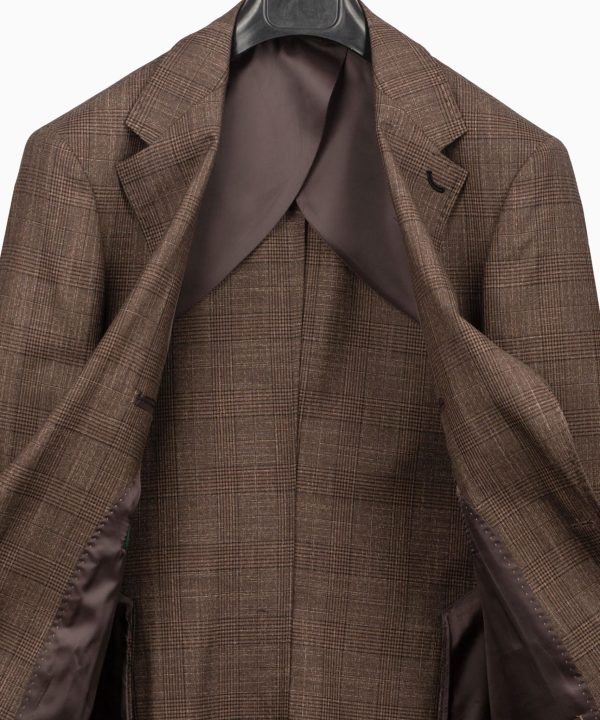 Classic Double-breasted Suit - Image 3