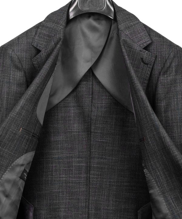 Classic Double-breasted Suit - Image 3
