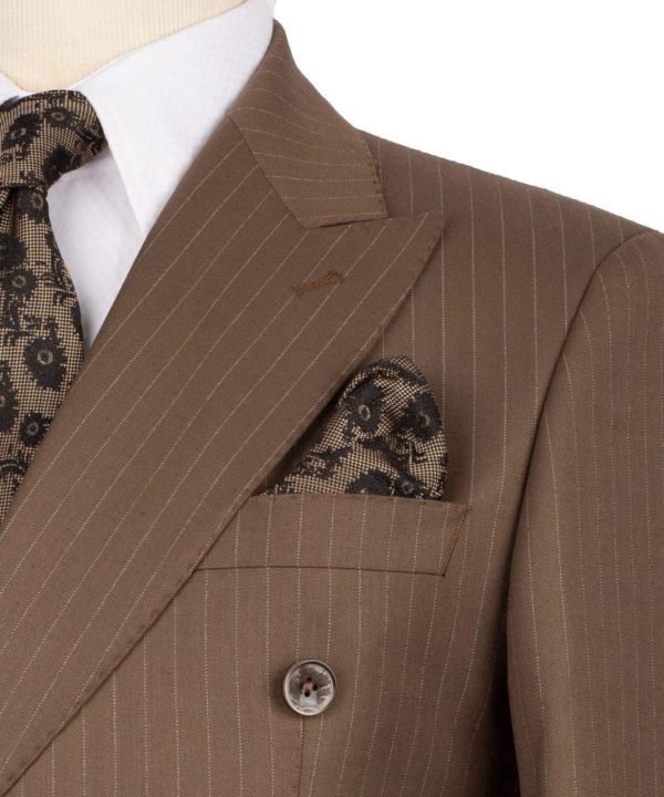 Classic Double-breasted Suit - Image 4