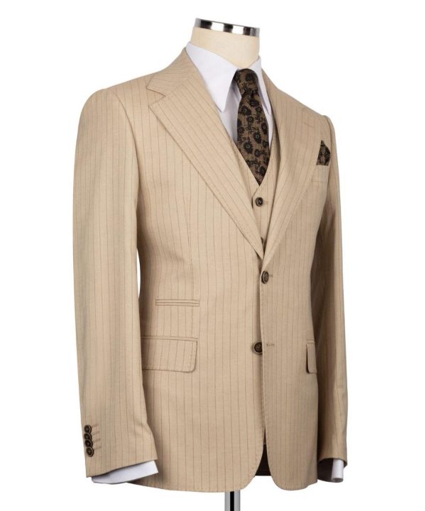 Classic Three-piece Suit - Image 5