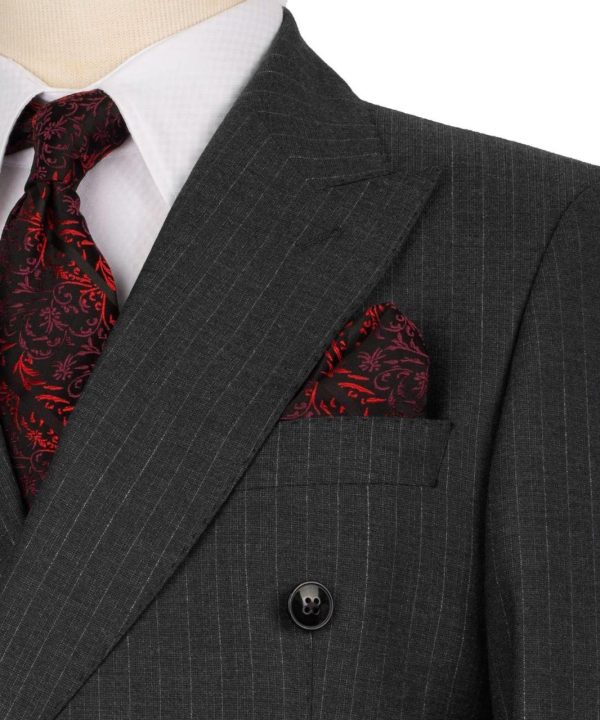 Classic Double-breasted Suit - Image 4