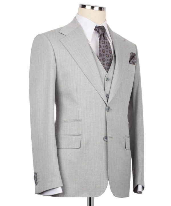 Classic Three-piece Suit - Image 5