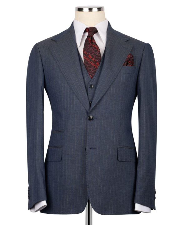 Classic Three-piece Suit - Image 3
