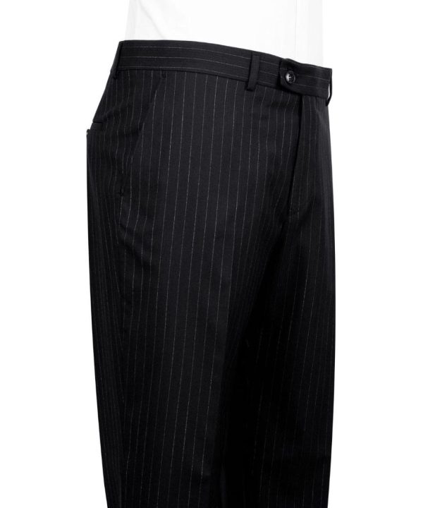 Classic Three-piece Suit - Image 4