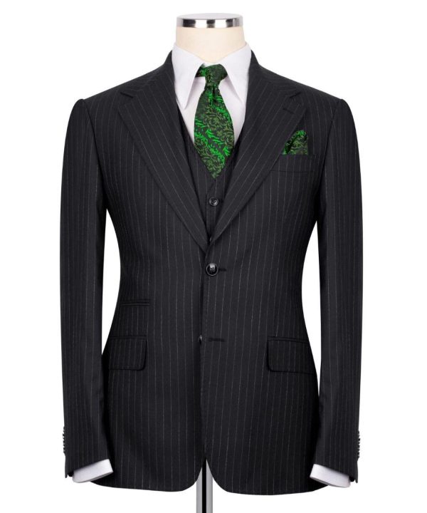 Classic Three-piece Suit - Image 3
