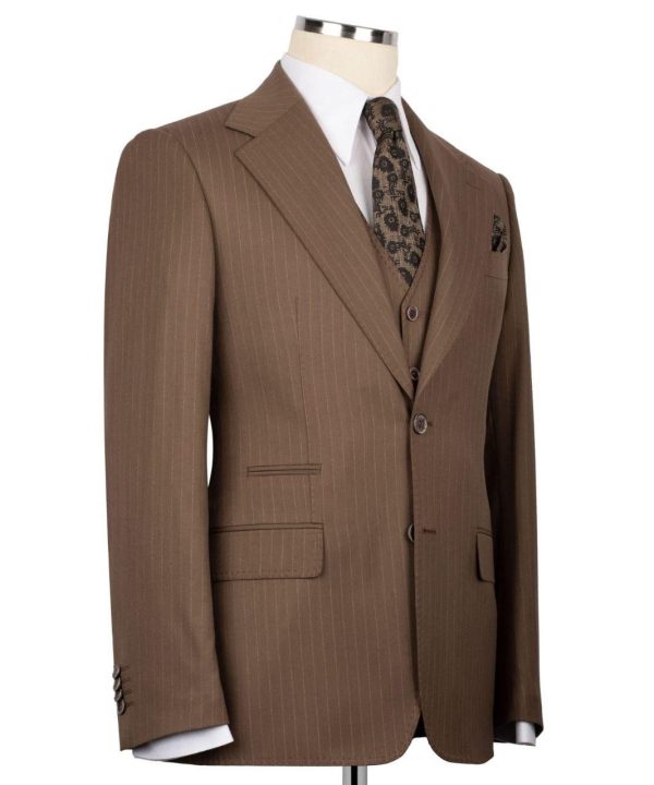 Classic Three-piece Suit - Image 5